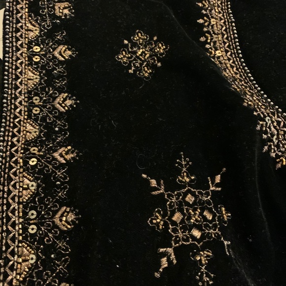EMBROIDERED VELVET JACKET - Picture 6 of 8